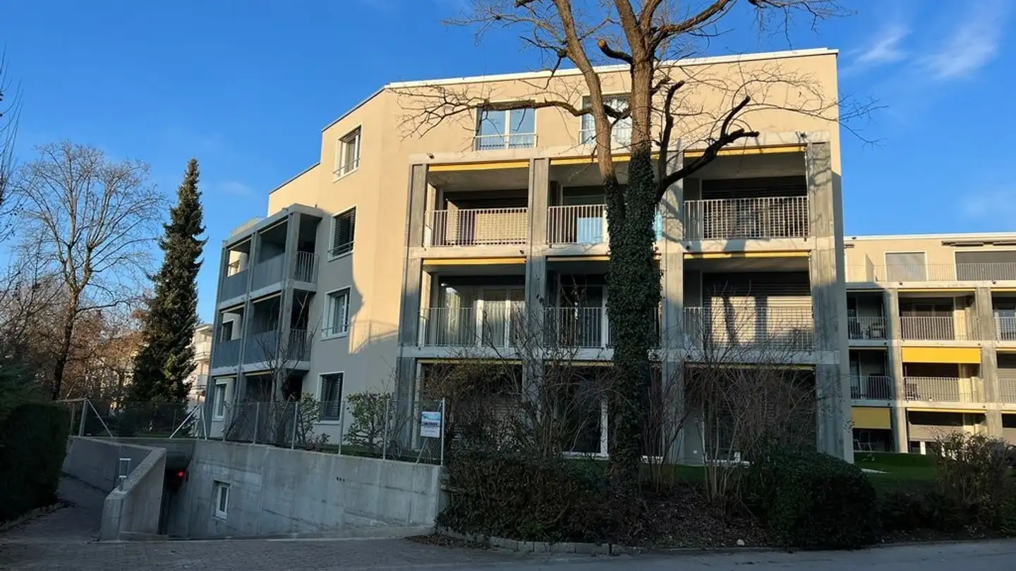 Parcheggio sotterraneo in affitto - Dohlenweg 28, 8050 Zürich