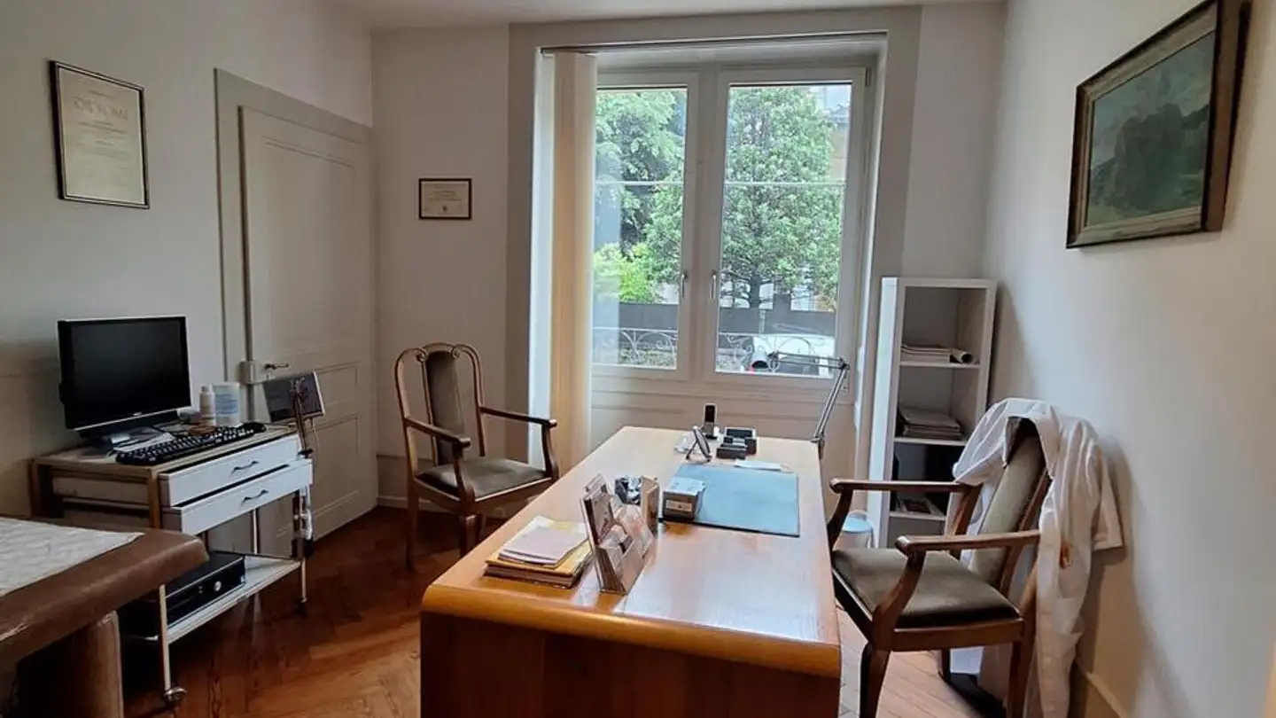 Bureau à louer - 2000 Neuchâtel - Photo 4