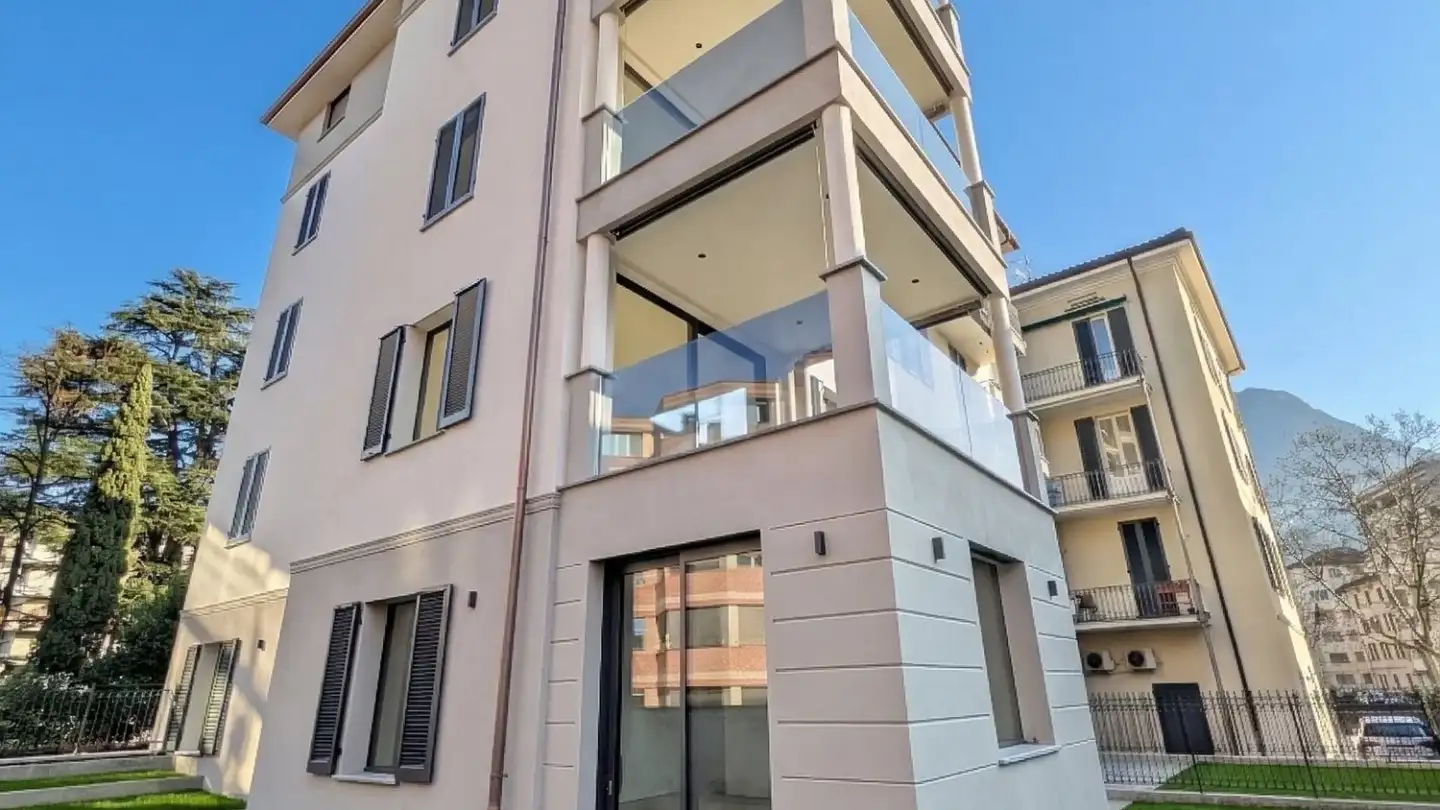 Apartment for sale - Viale Cassarate 6a, 6900 Lugano