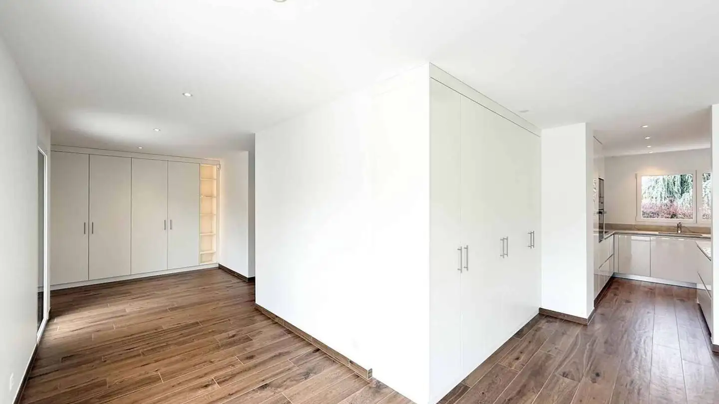 Row house for sale - 1196 Gland - Photo 3