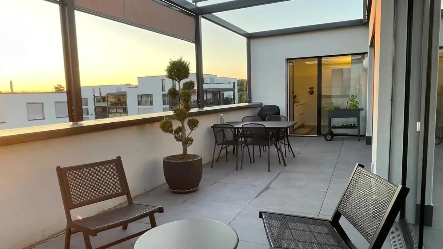 Attico in affitto - Zürichstrasse 54a, 8340 Hinwil - Foto 2