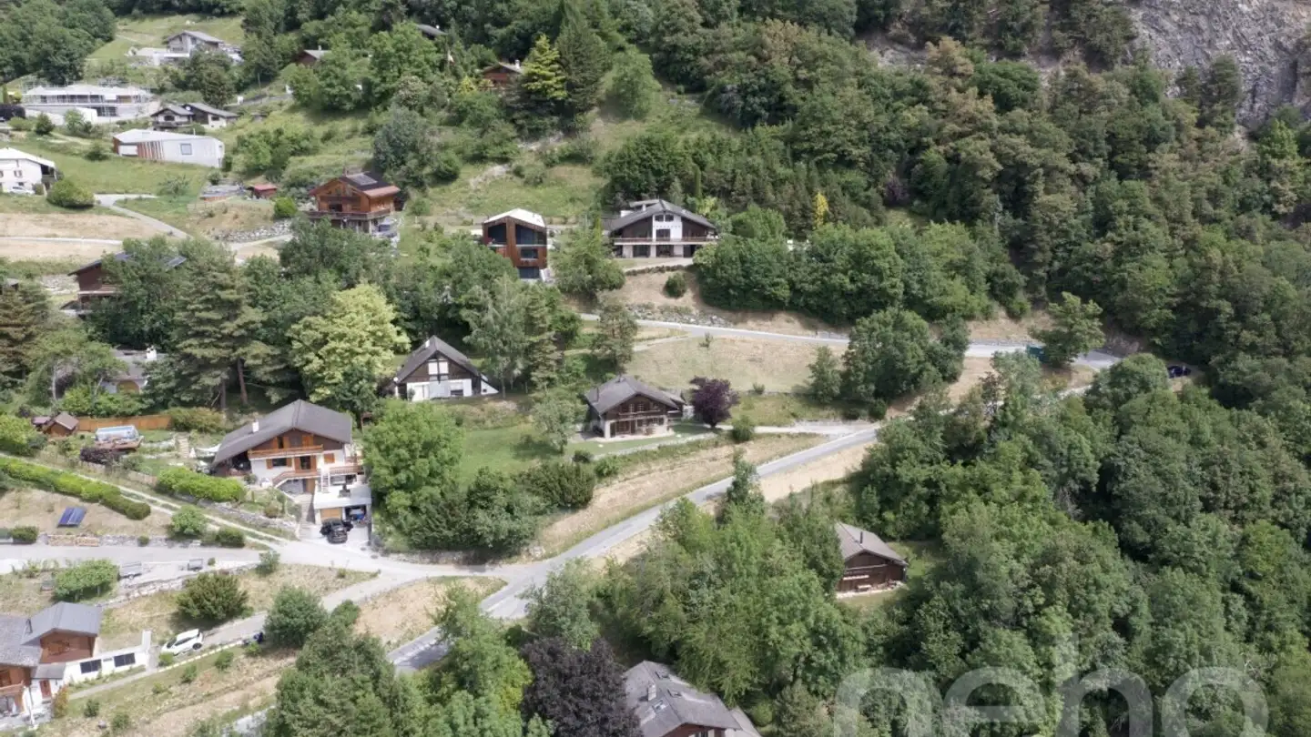 Constructible plot for sale - 1955 Chamoson - Photo 2