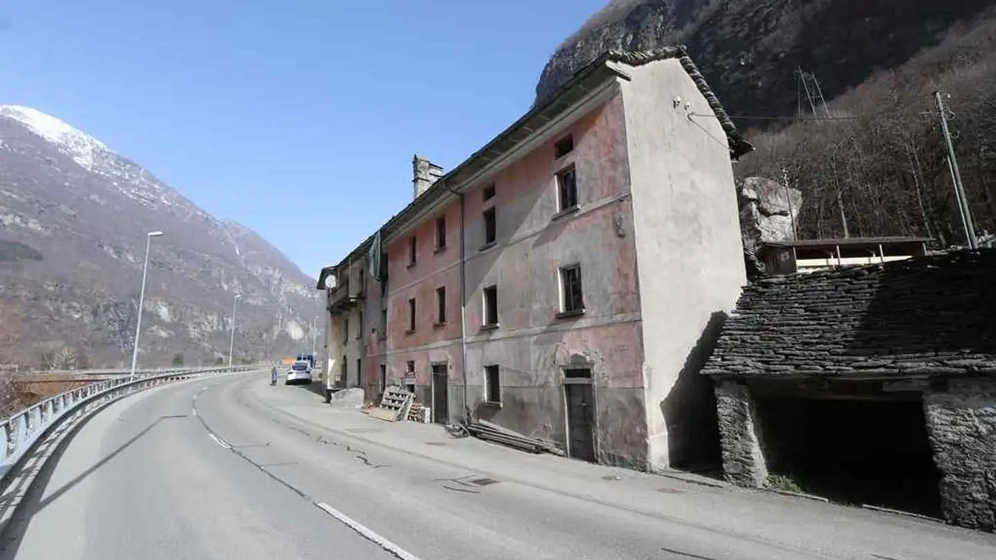 Einfamilienhaus kaufen - 6675 Cevio - Foto 4