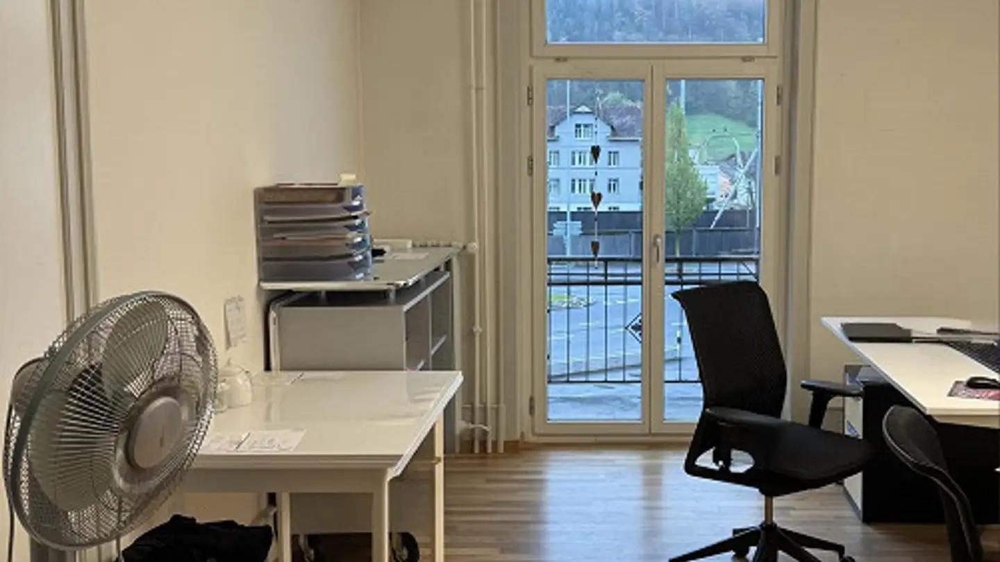 Spazio ufficio in affitto - Bahnhofstrasse 53a, 6440 Brunnen - Foto 3