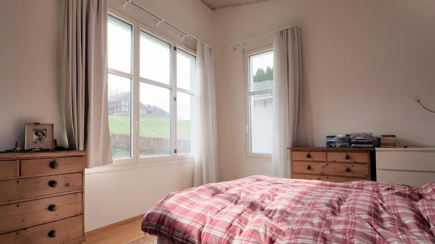 Einfamilienhaus mieten - Rohnenrainweg 10, 8835 Feusisberg - Foto 3