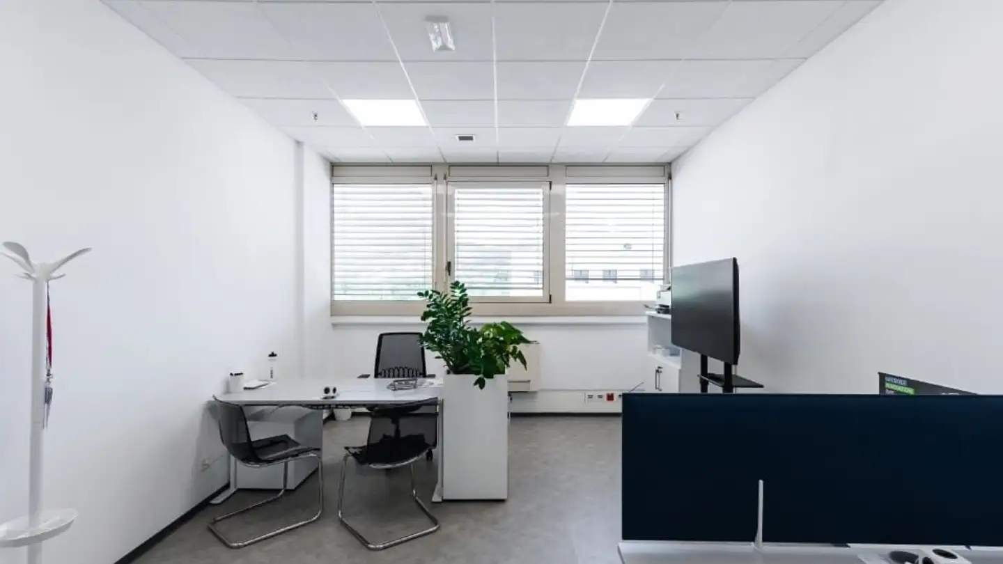 Spazio ufficio in affitto - Via Cantonale 6, 6928 Manno - Photo 2