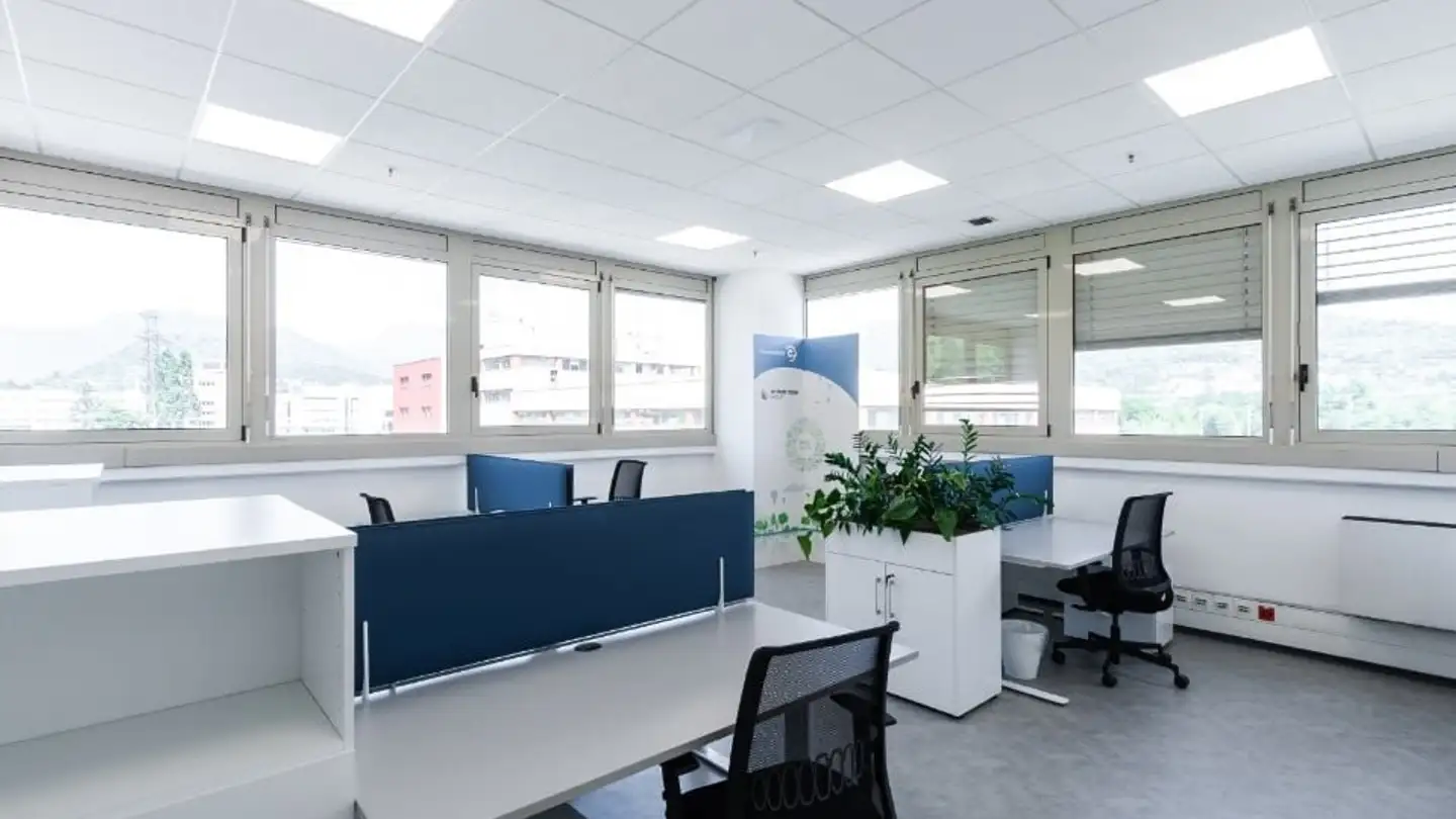Spazio ufficio in affitto - Via Cantonale 6, 6928 Manno - Photo 4