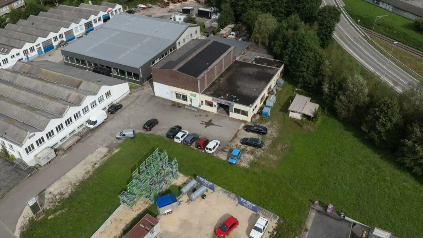 Office space for sale - Rue Du Bruye, 2732 Reconvilier