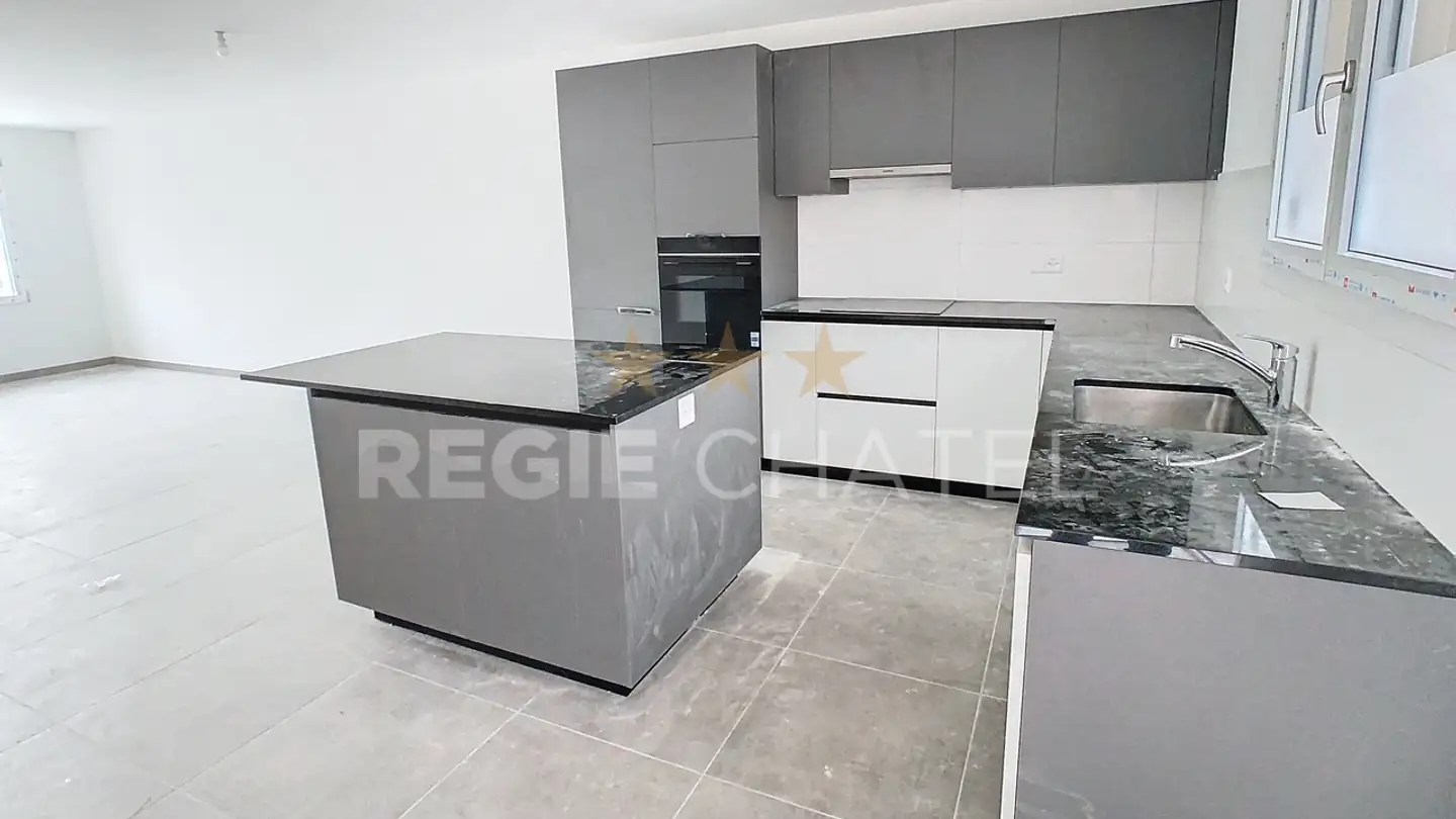 Apartment for rent - Le Zible 16, 1634 La Roche FR - Photo 2