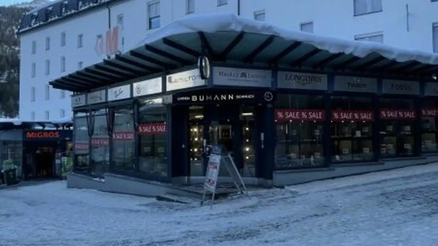 Commerciale in affitto - Untere Dorfstrasse 55, 3906 Saas-Fee