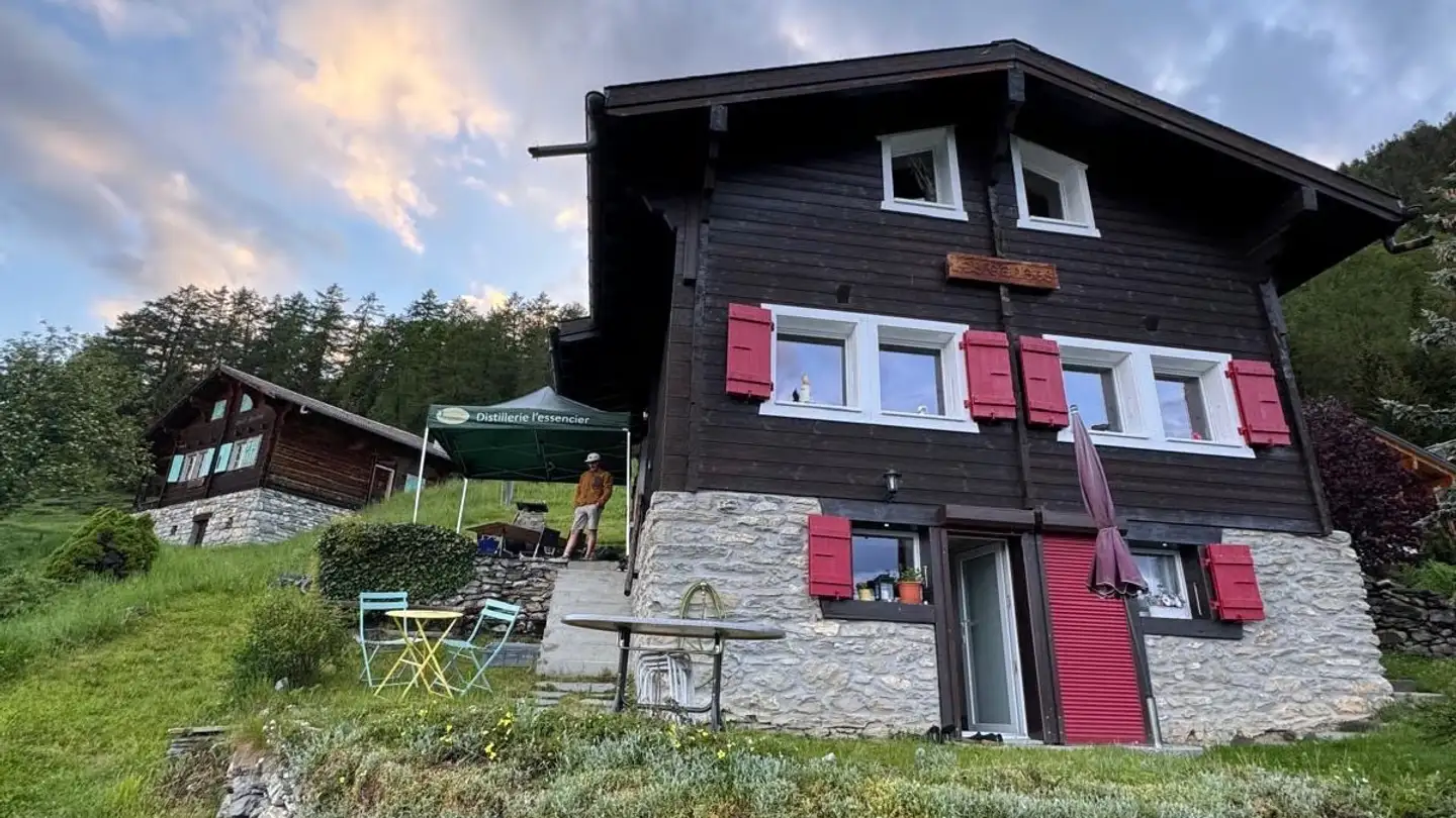 Single house for rent - Rue Des Bochonès, 1972 Anzère