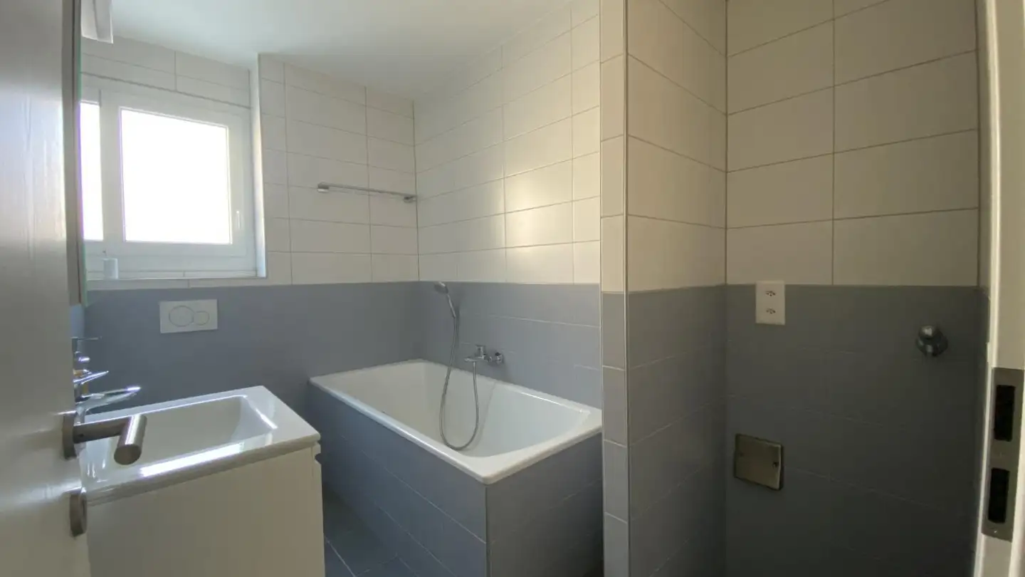 Appartement à louer - Rue Des Biolles 24, 1964 Conthey - Photo 4
