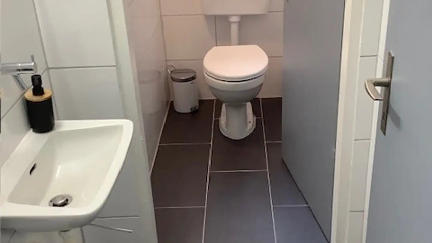 Single room for rent - Grand-Rue 6, 2735 Malleray - Photo 4