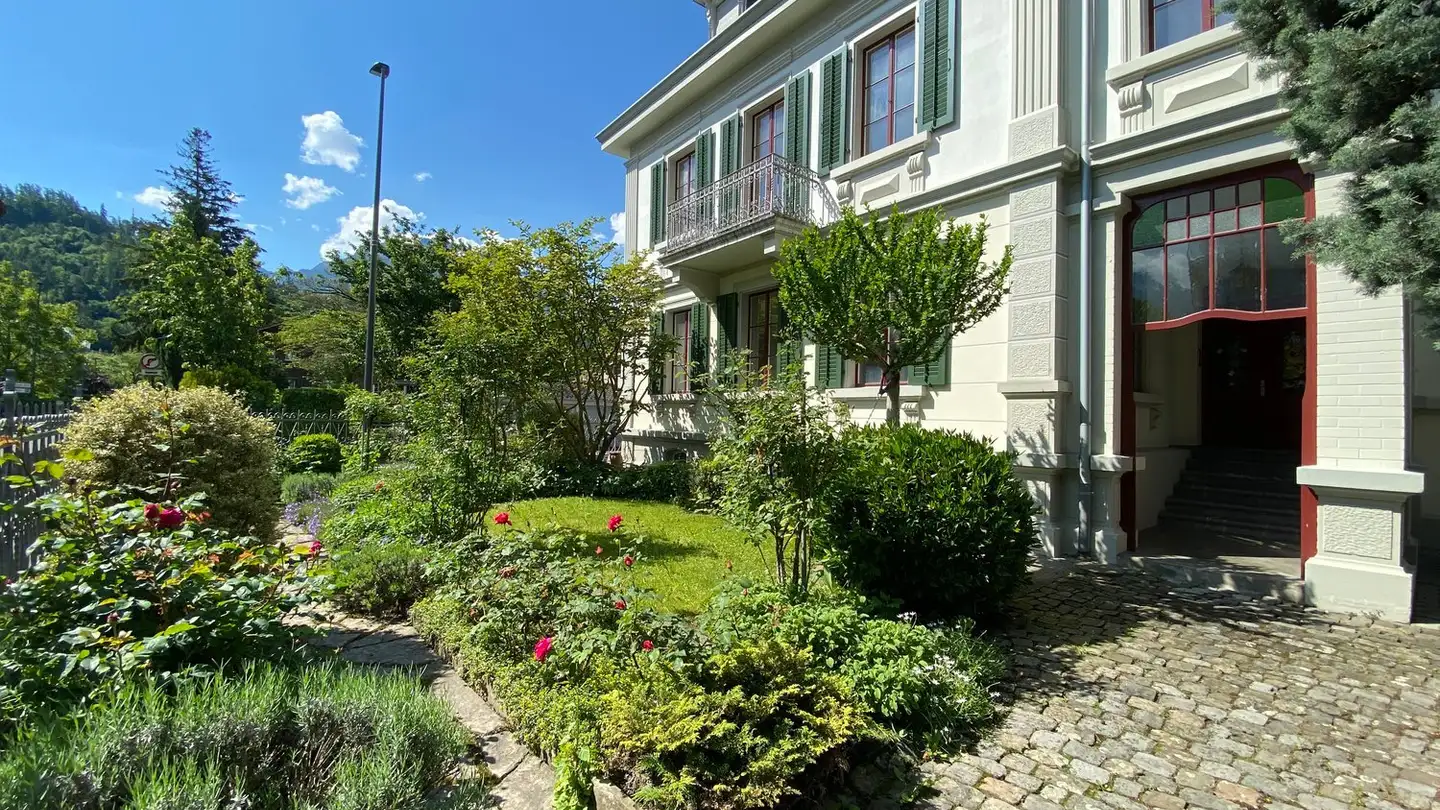 Mixed-use building for sale - Rosenstrasse 30, 3800 Interlaken - Photo 2