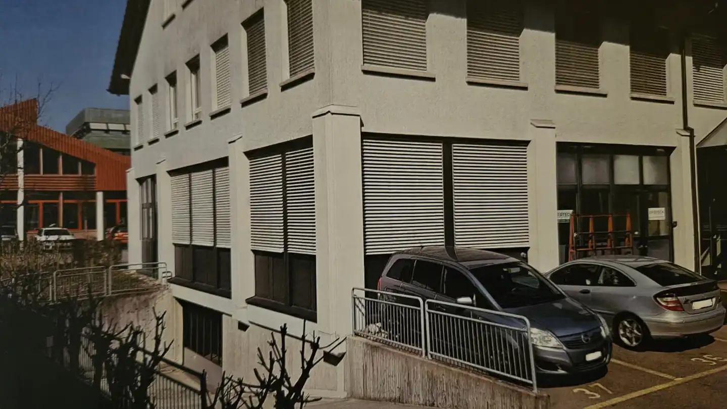 Office space for rent - Flurstrasse 10, 6332 Hagendorn