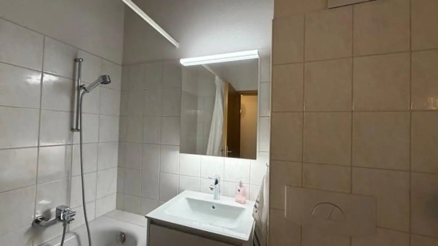 Wohnung mieten - Geissrückenweg 6, 7208 Malans GR - Foto 2