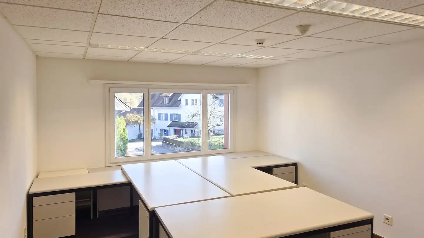Office space for rent - Baltenschwilerstrasse 40, 8962 Bergdietikon - Photo 2