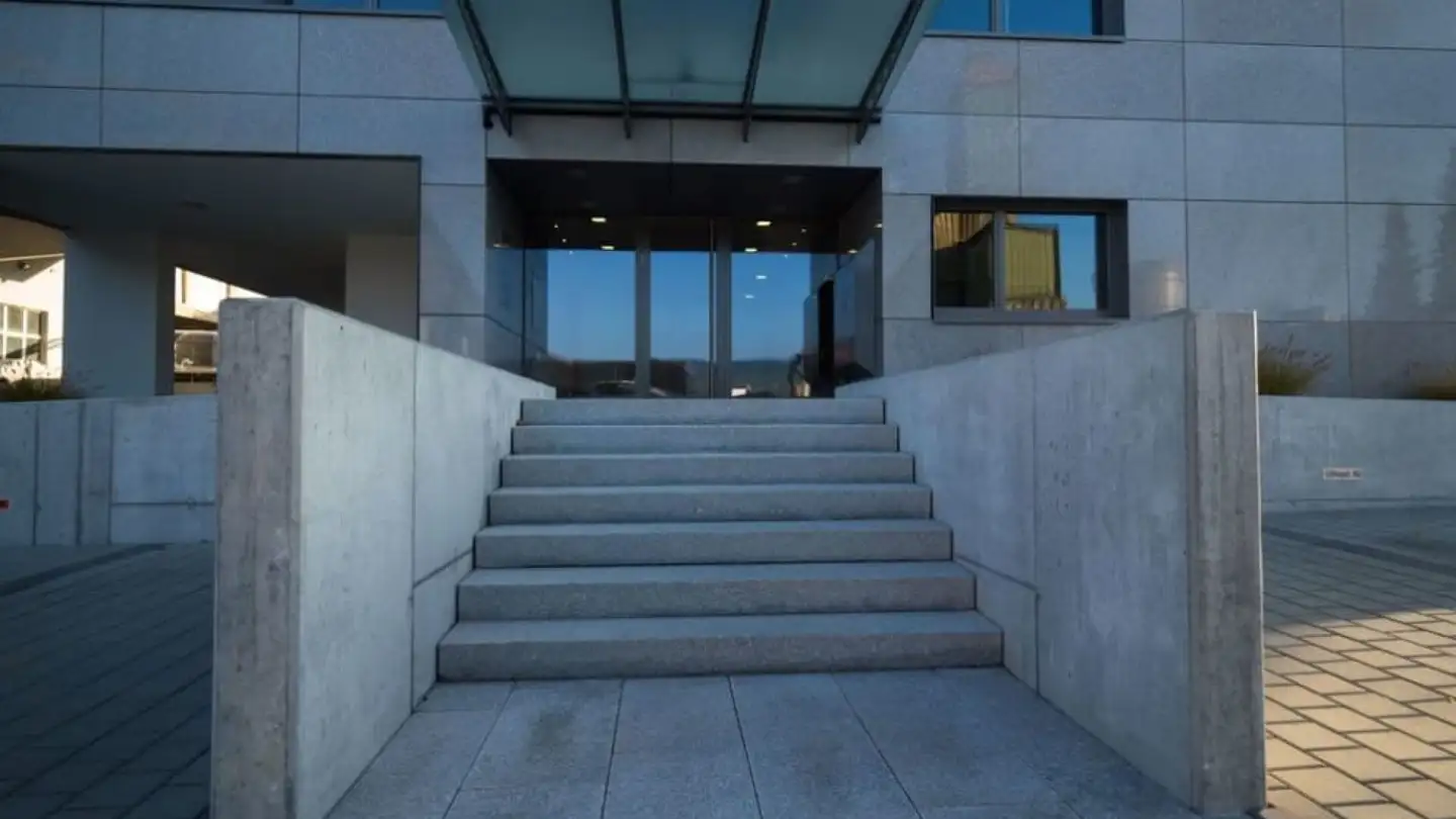 Commerciale in affitto - Kantonsstrasse 112, 6234 Triengen - Photo 3