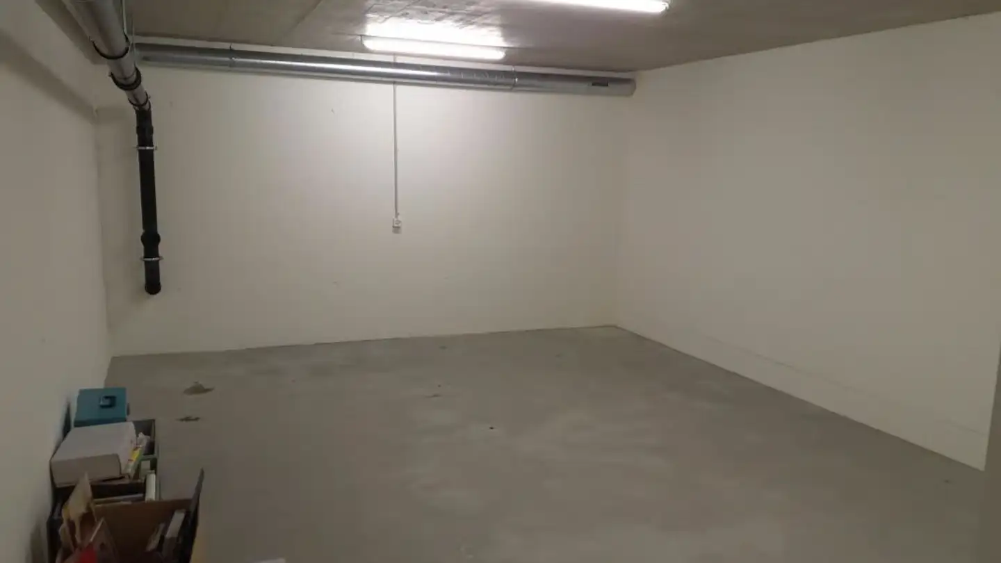 Grande magazzino in affitto - Busswilstrasse 34, 3250 Lyss - Foto 4