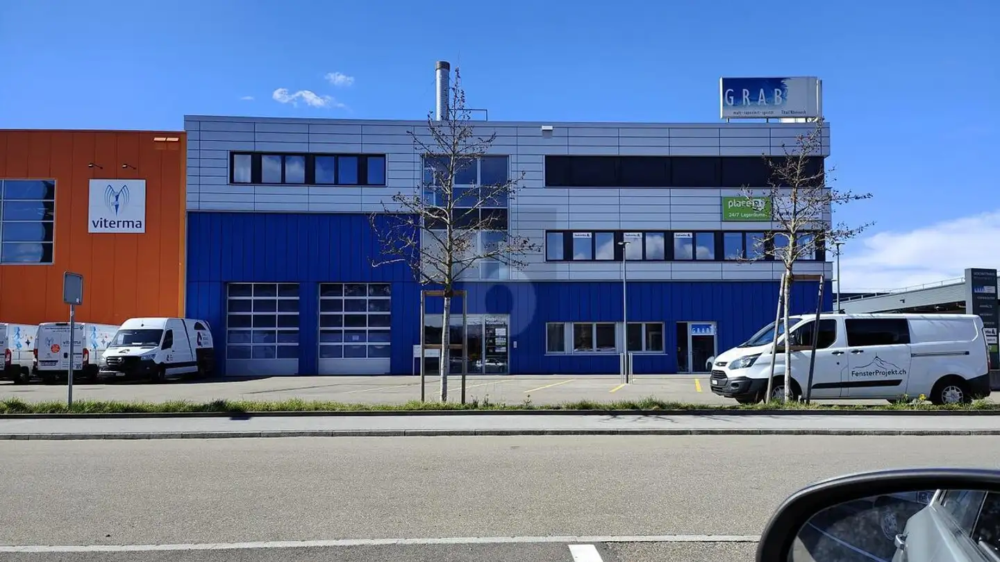 Shop for rent - 9425 Thal