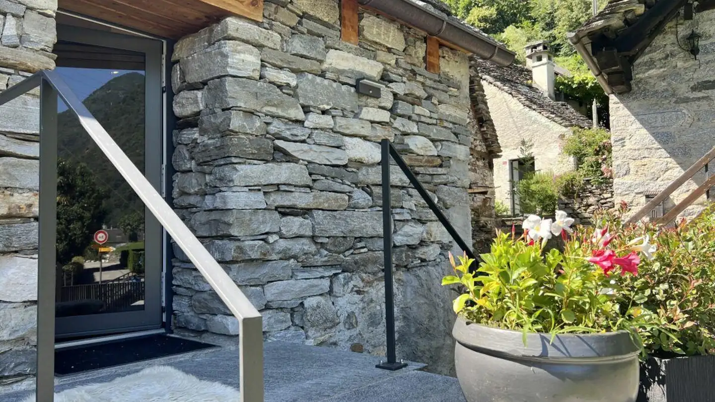 Casa in vendita - 6674 Riveo - Photo 2