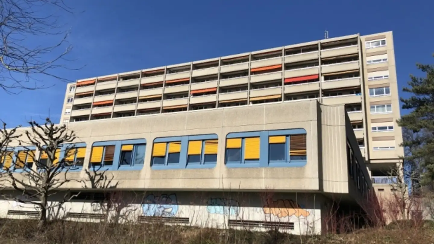 Parcheggio esterno in affitto - Avenue Du Grey 40, 1004 Lausanne