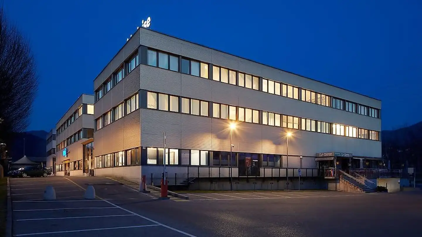 Commercial à louer - Via Cadempina, 6814 Cadempino