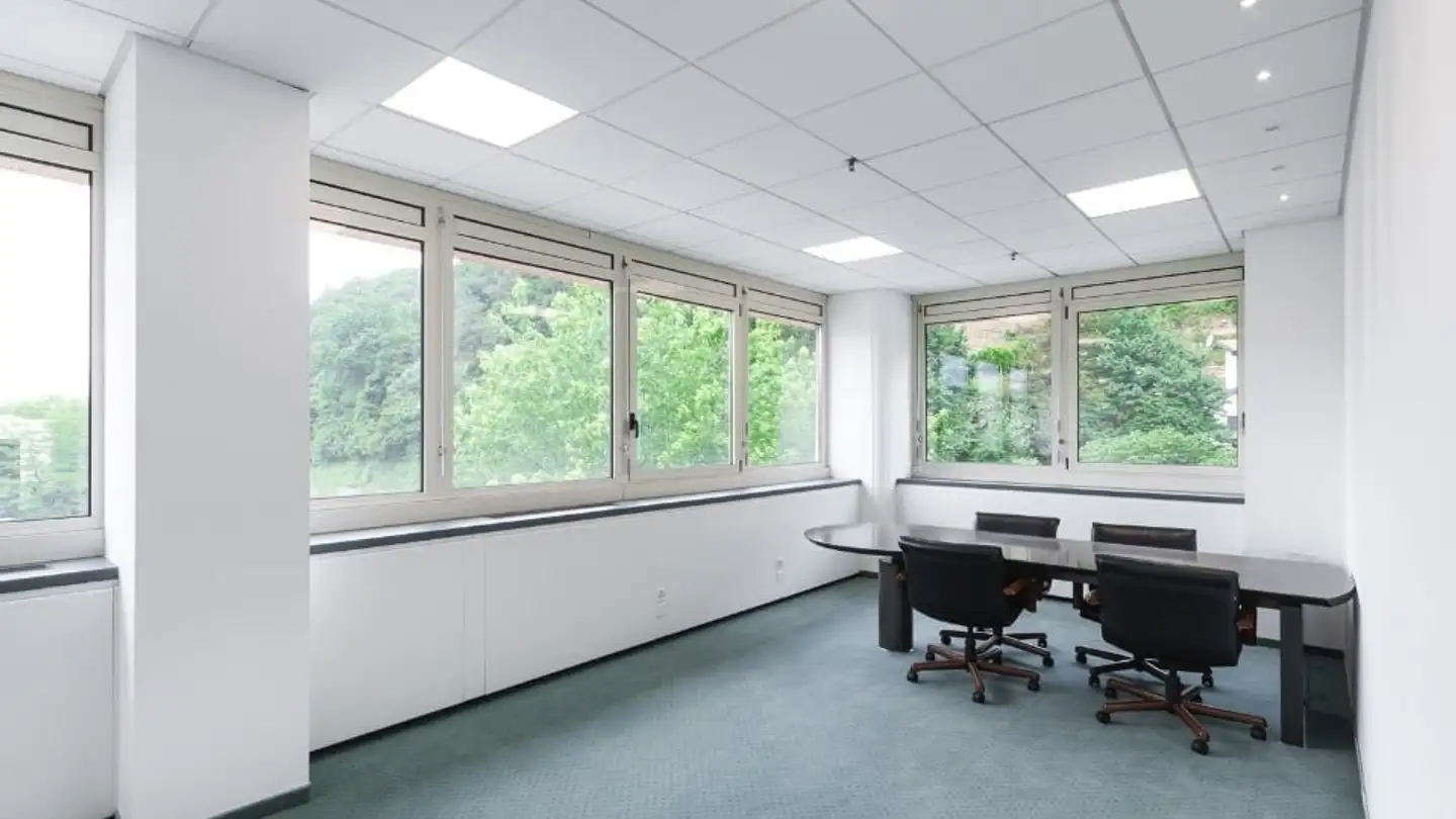 Bureau à louer - Via Cantonale 4, 6928 Manno - Photo 2