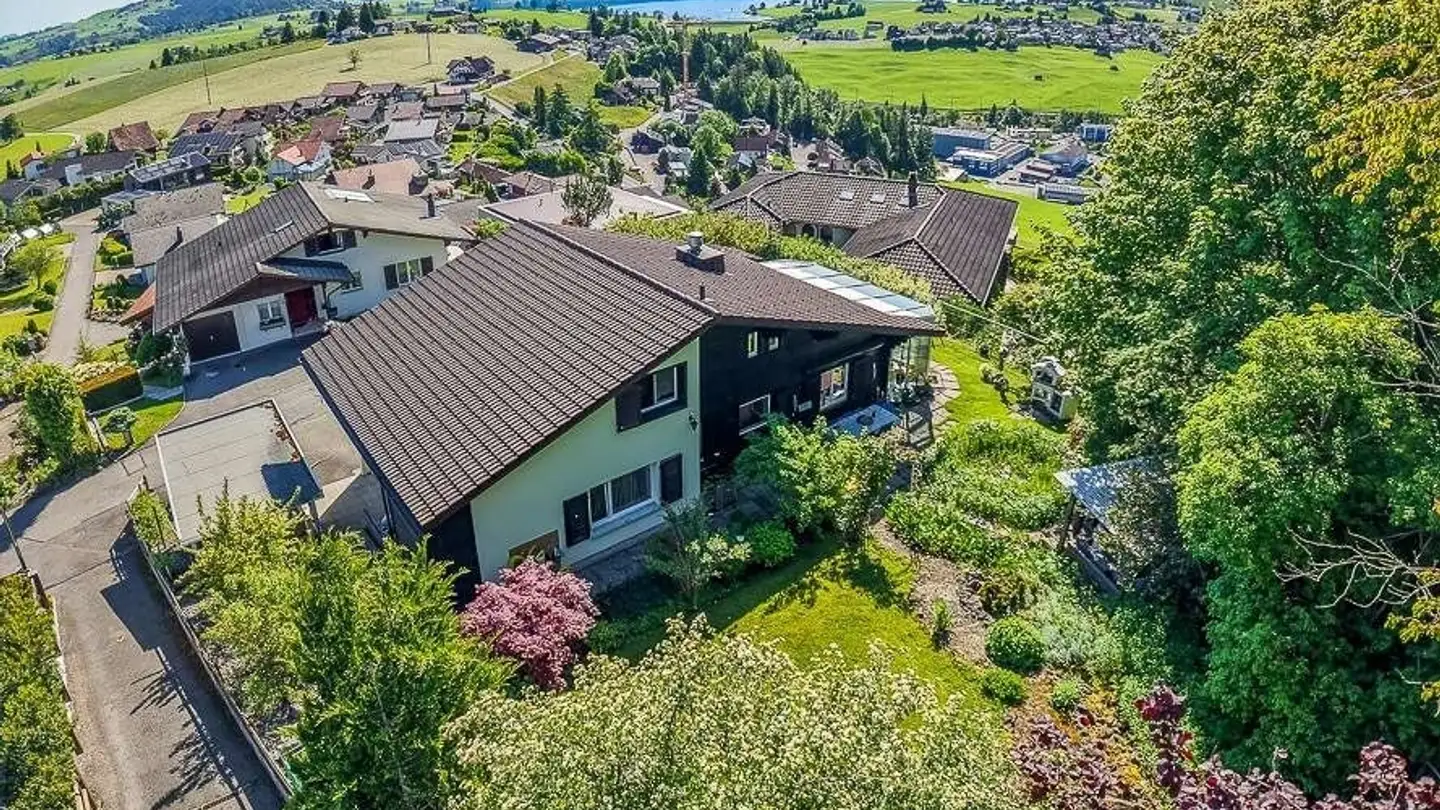 Cave house for rent - Höhenweg, 8836 Bennau