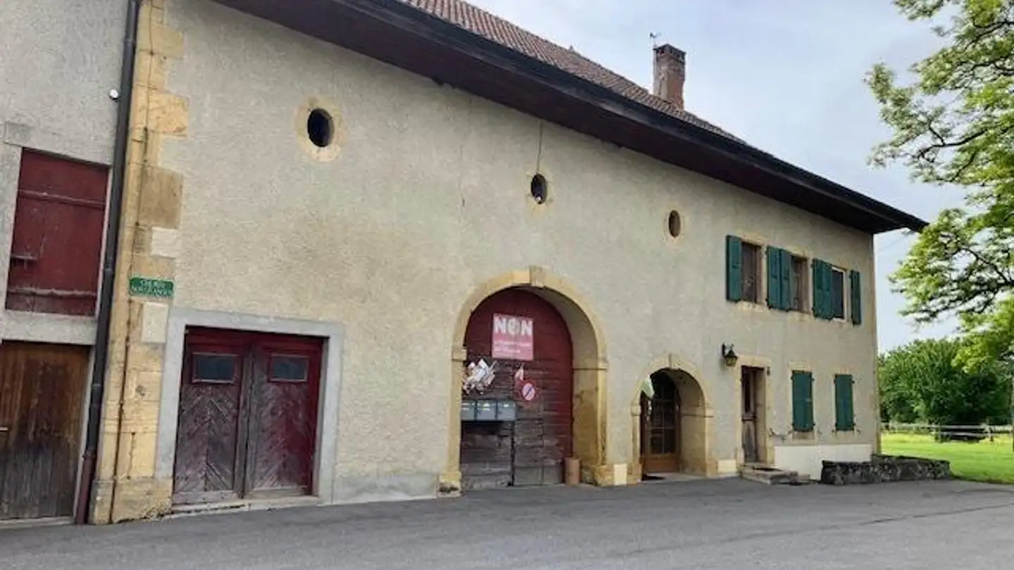 Mischgenutztes Gebäude kaufen - Chemin Sur-Granges 8, 1308 La Chaux (Cossonay) - Foto 2