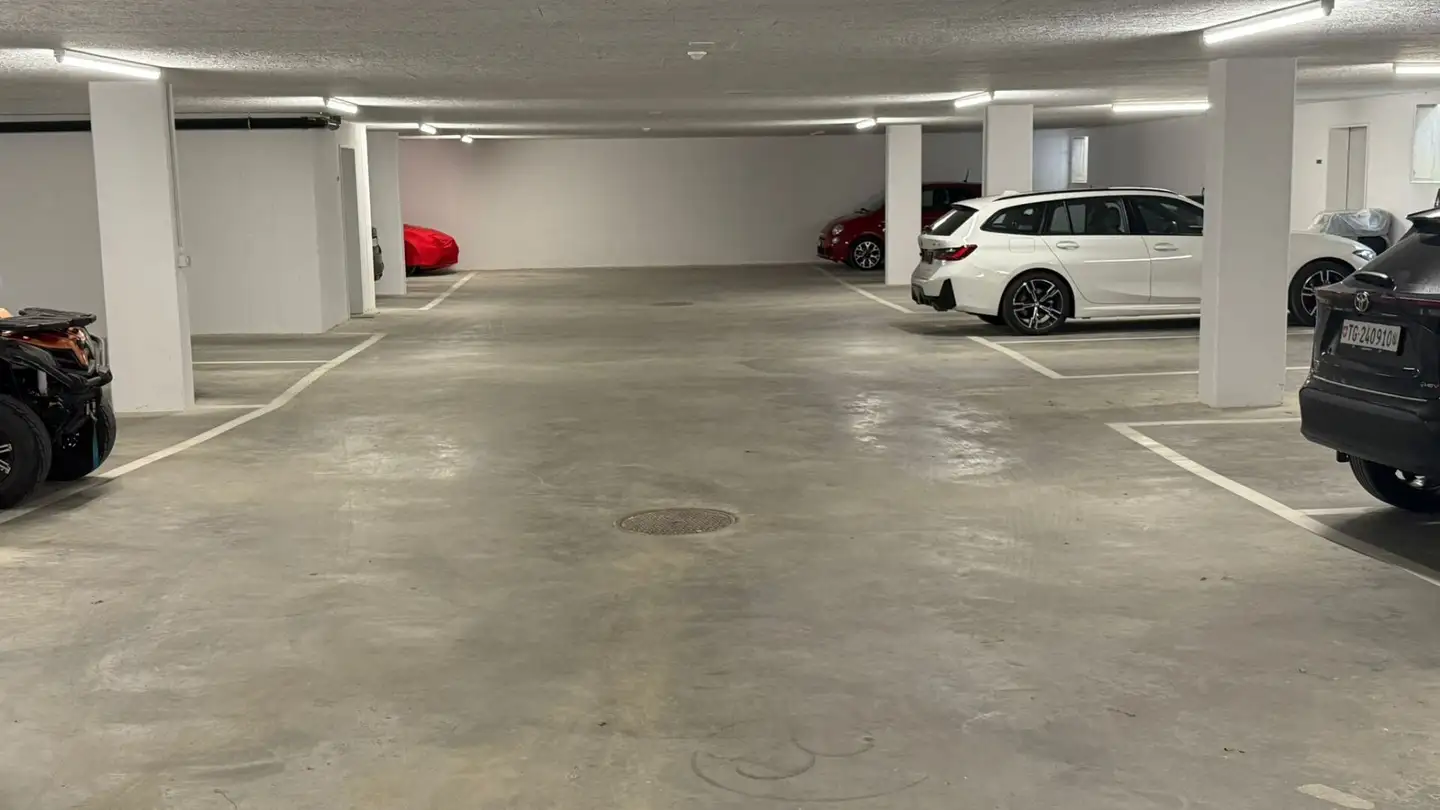 Outdoor parking space for rent - Leestrasse, 8573 Altishausen - Photo 3