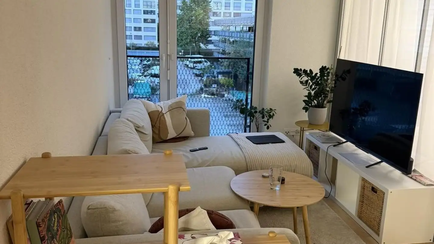 Wohnung mieten - Unterwerkstrasse 19, 8052 Zürich