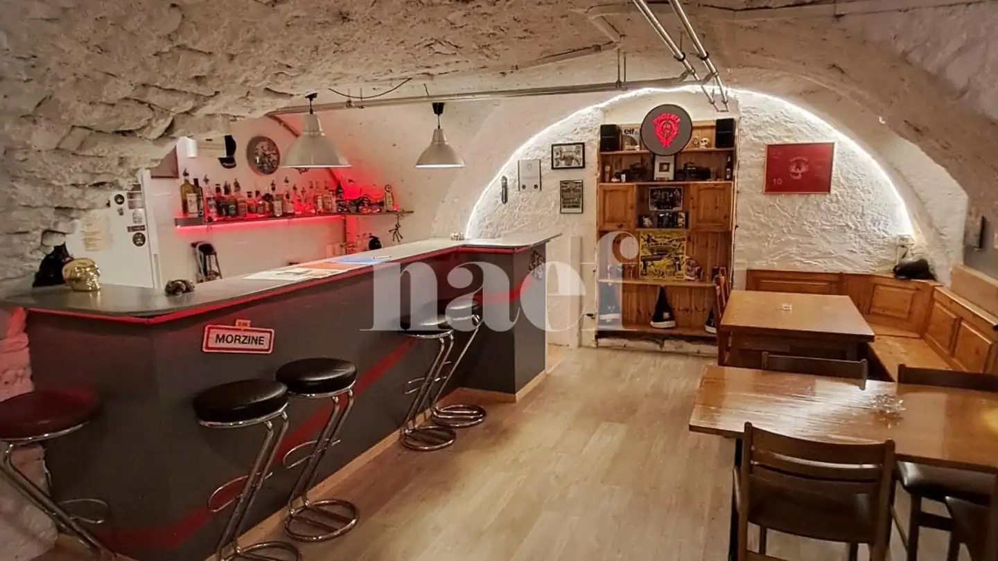 Workshop for rent - Rue de l'Industrie 16, 2300 La Chaux-de-Fonds - Photo 2