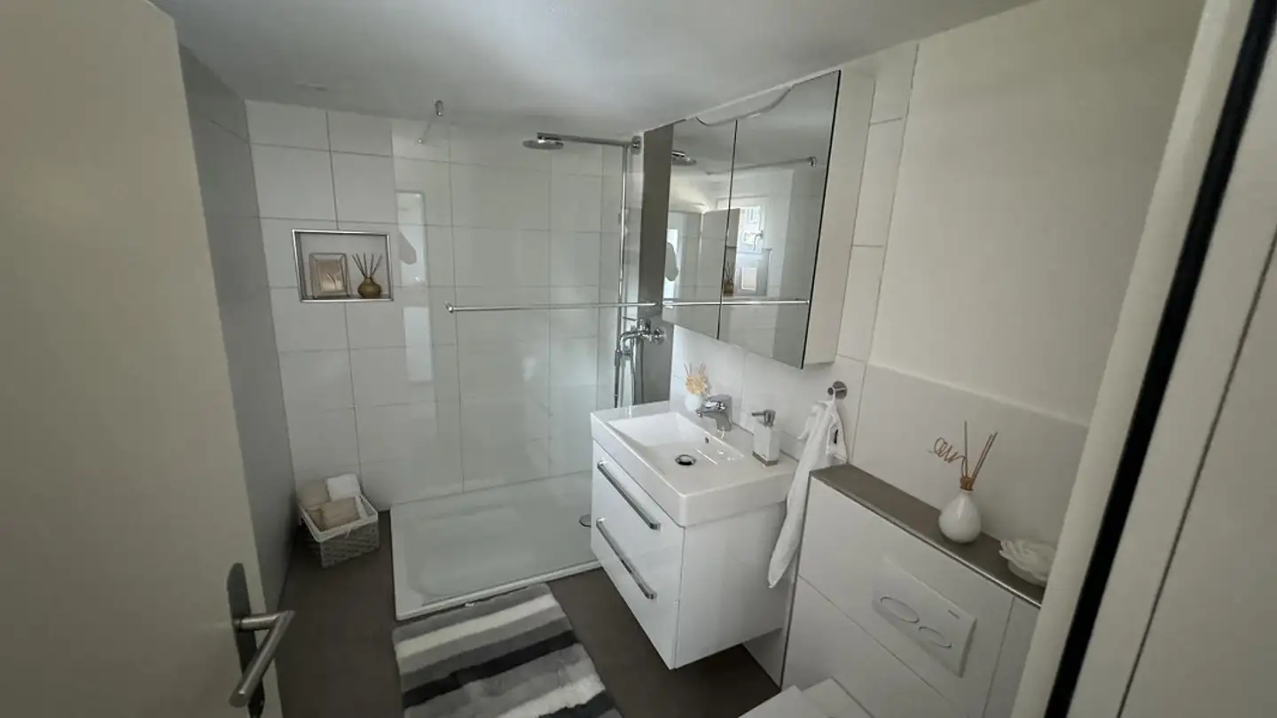 Einfamilienhaus mieten - Bienenstrasse 59, 9244 Niederuzwil - Foto 2