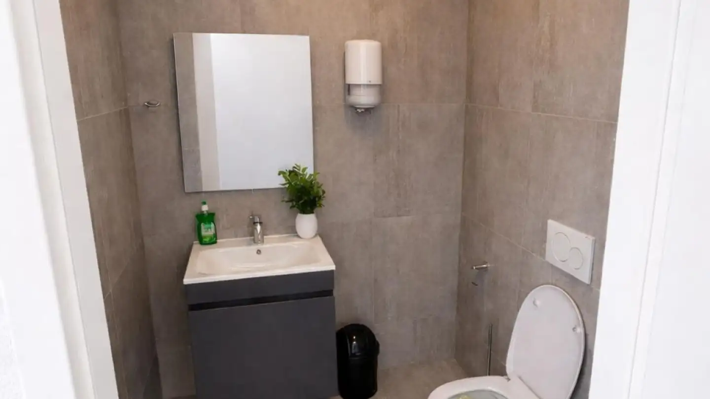 Bürofläche mieten - Zone Industrielle D'in-Riaux, 1726 Farvagny-le-Grand - Foto 4