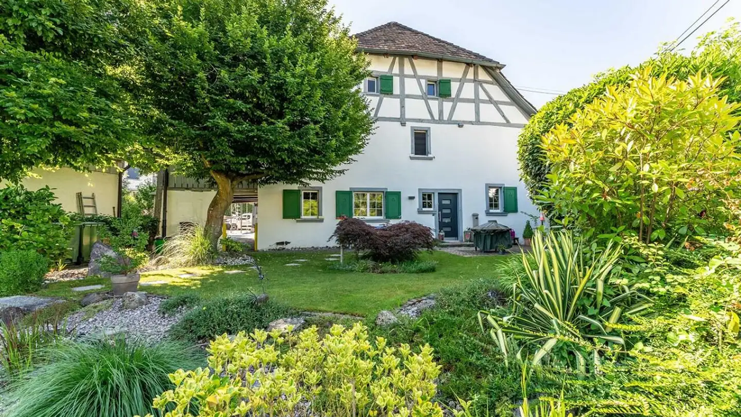 Single house for sale - Hintergasse 5, 8203 Schaffhausen