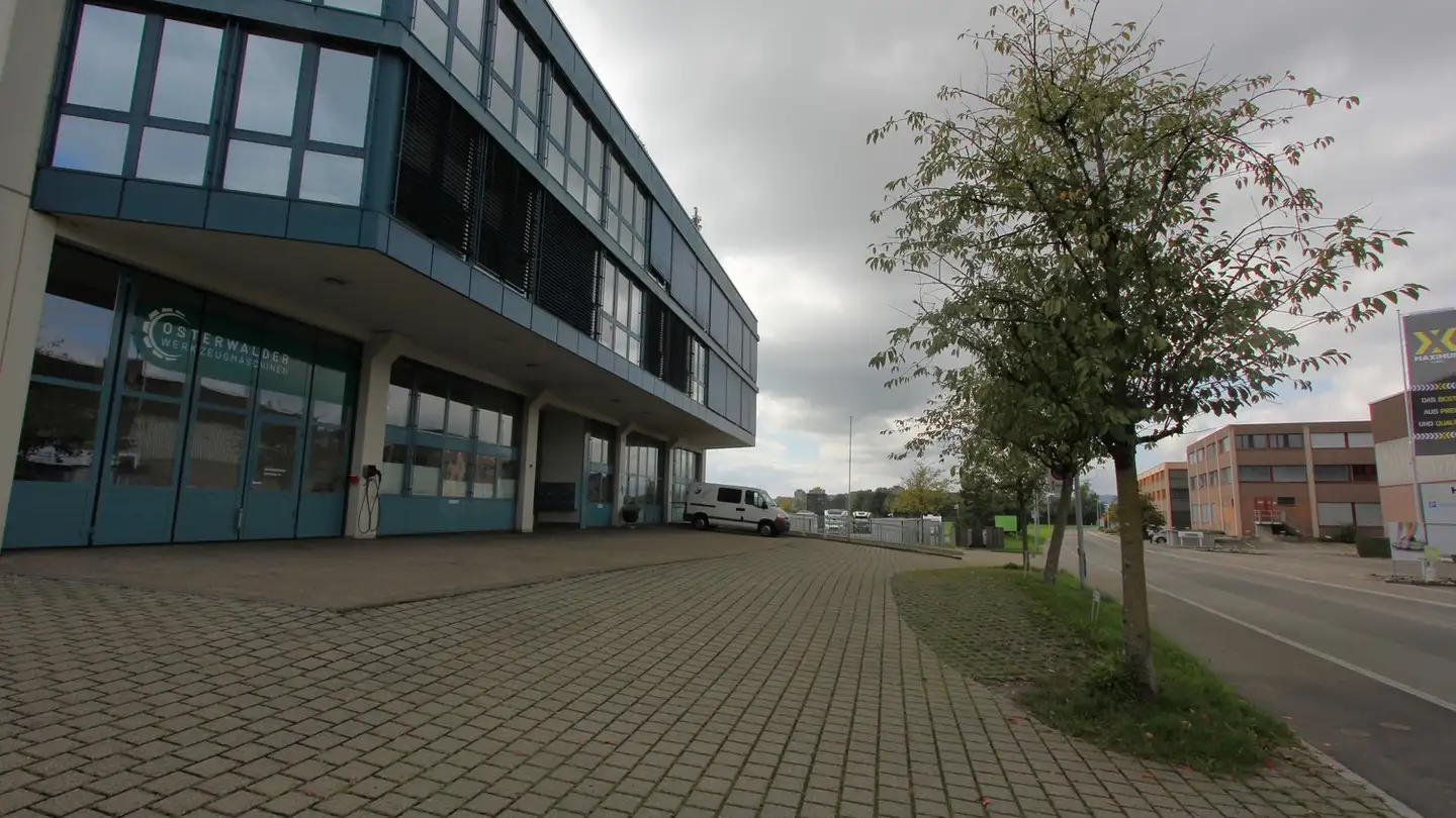 Kaufhaus kaufen - Sumpfstrasse 13, 6312 Steinhausen - Foto 3