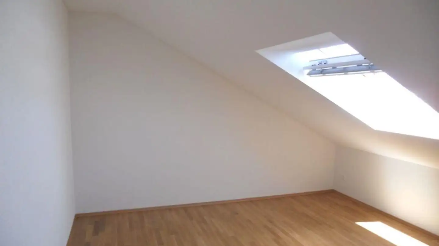 Dachgeschosswohnung mieten - Kreuzlingerstrasse 2, 8590 Romanshorn - Foto 3