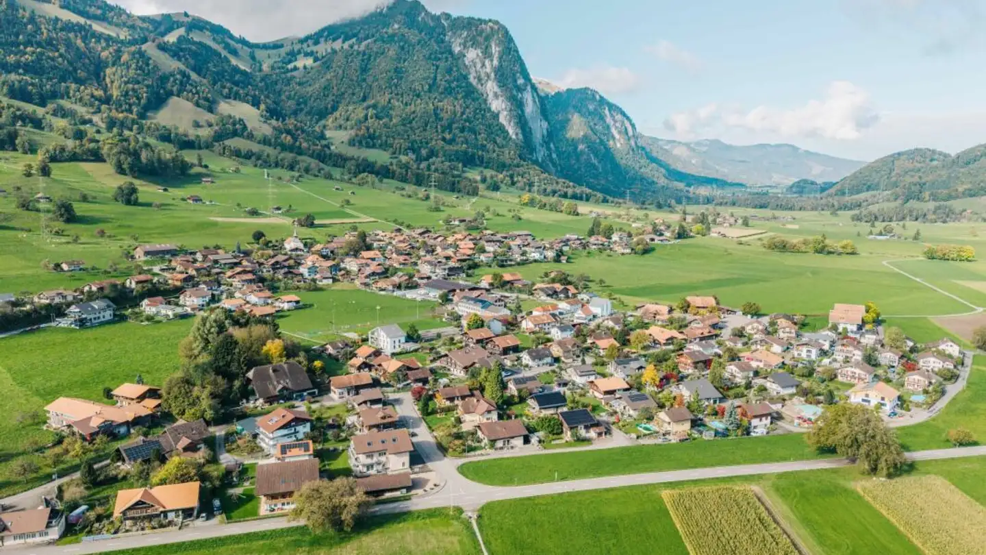 Edificio residenziale in vendita - Allmend 30, 3647 Reutigen - Photo 4