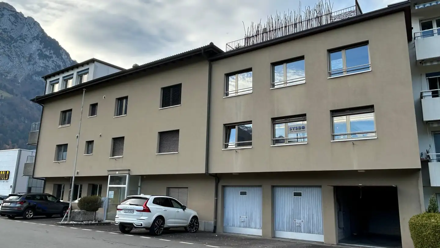 Immeuble résidentiel à vendre - Grossriedstrasse 2, 6462 Seedorf UR