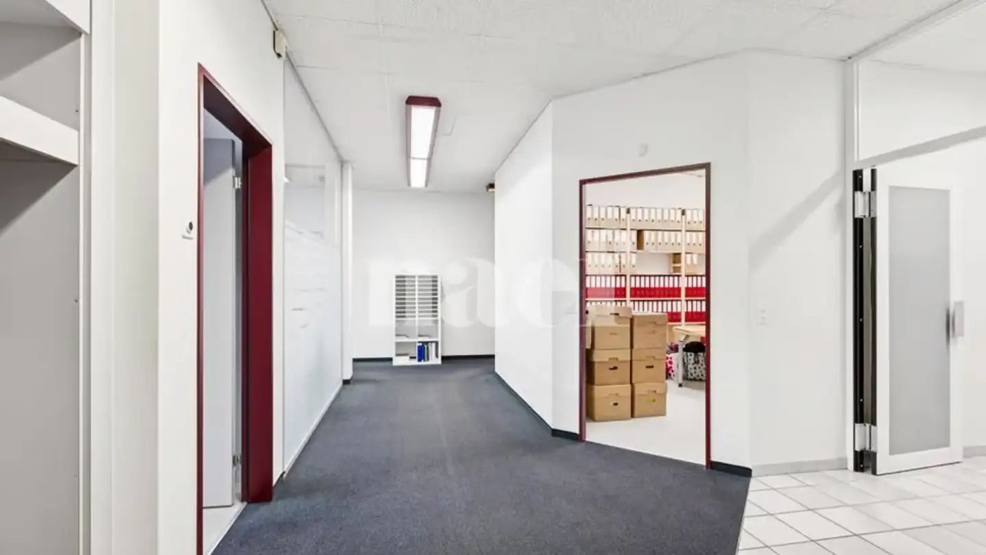 Gewerbe mieten - Avenue Des Champs-Montants 12a, 2074 Marin-Epagnier - Foto 4