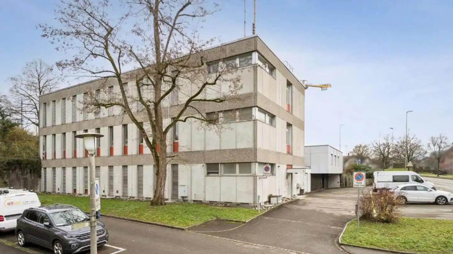 Gewerbe mieten - Talstrasse 2, 4144 Arlesheim - Foto 2
