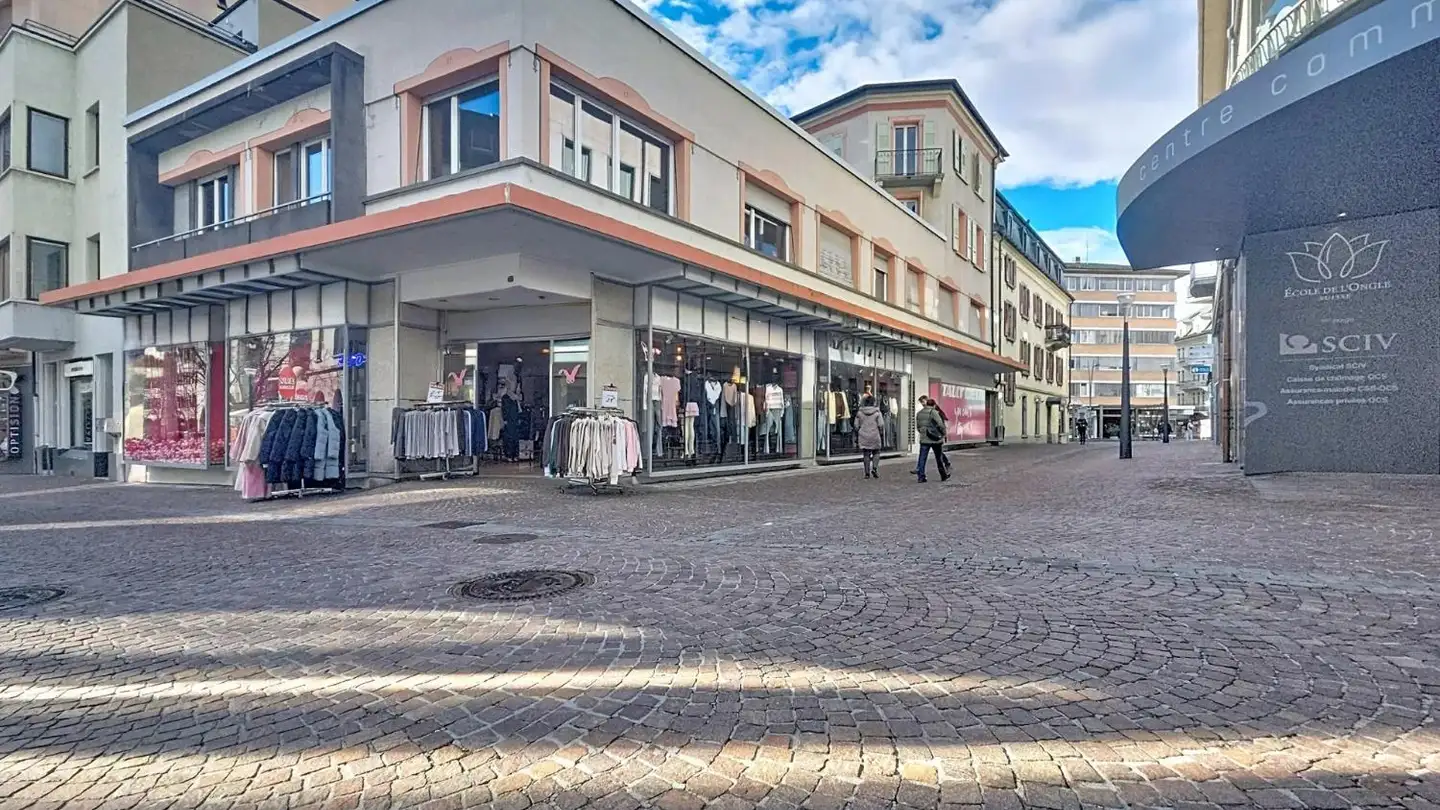 Arcade for rent - 1950 Sion