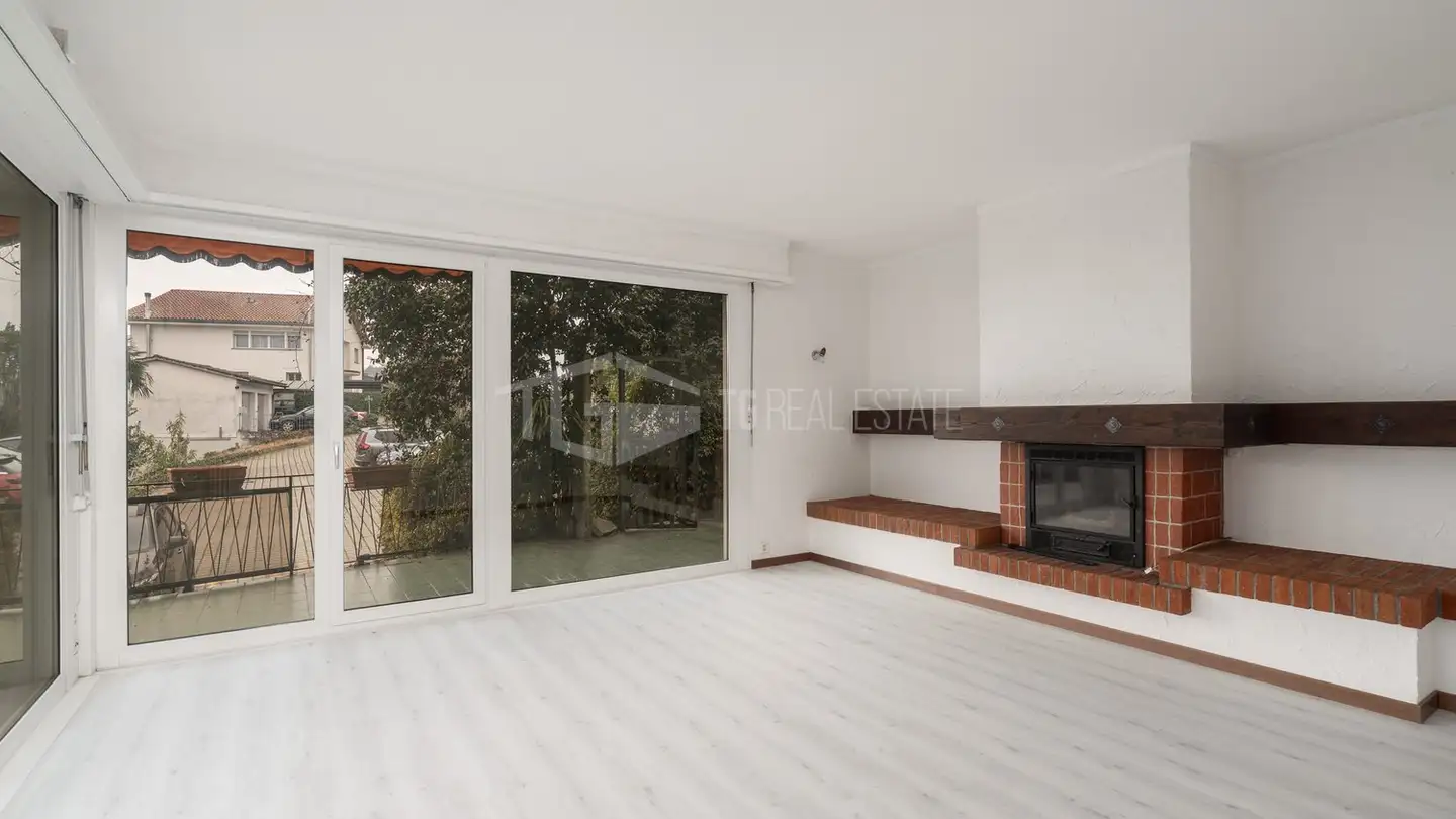 Wohnung mieten - Via Tavernola, 6949 Comano - Foto 2