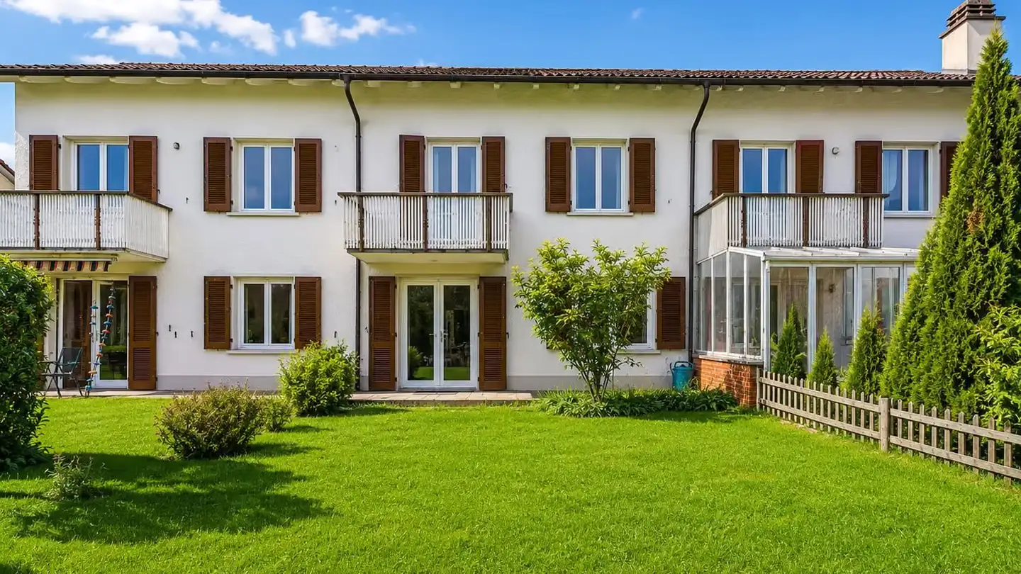 Row house for rent - Reiherweg 9, 5034 Suhr