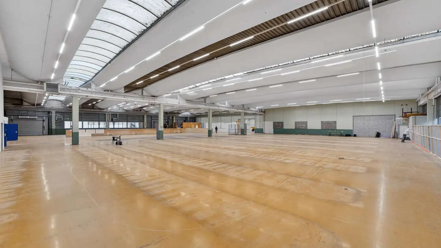 Workshop for rent - 6331 Hünenberg - Photo 4