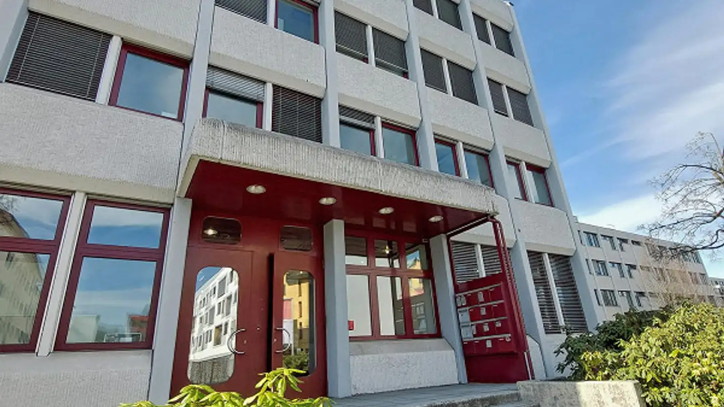Tiefgaragenstellplatz mieten - Zugerstrasse 72, 6340 Baar