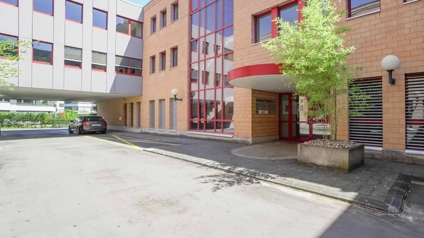 Bureau à louer - Wuhrmattstrasse 21, 4103 Bottmingen
