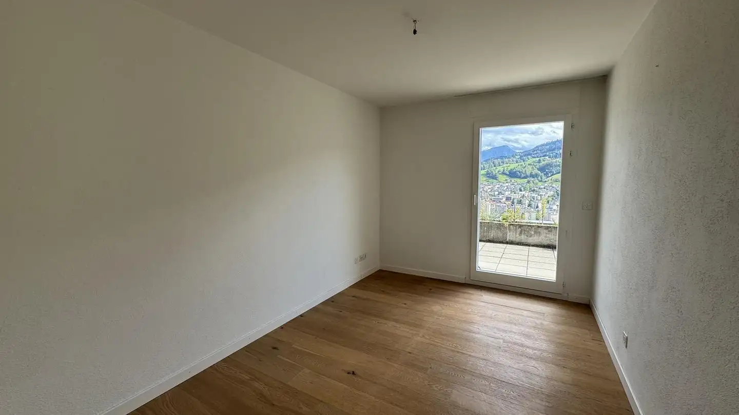 Attique à louer - Ehrendingenstrasse 12, 6010 Kriens - Photo 4