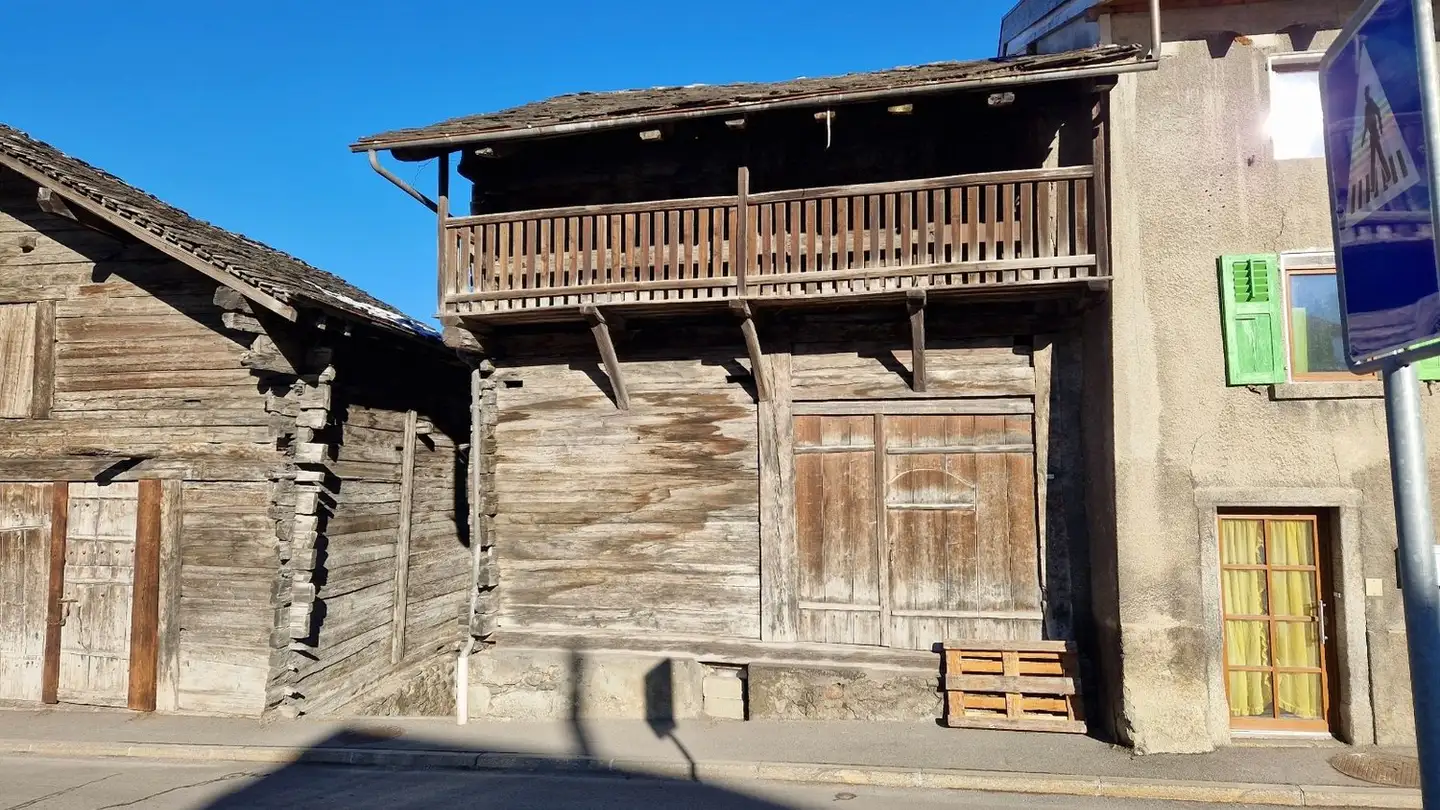 Single house for sale - 1937 Orsières